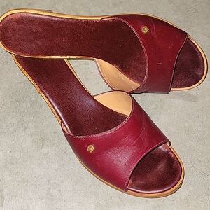 VTG Etienne Aigner Red Leather heeled sandal size 5.5